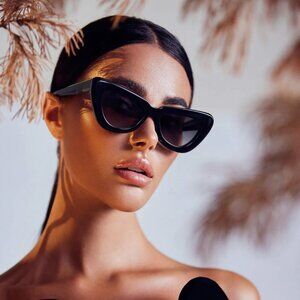 VALLEY Eyewear Lafayette - Gloss Black Gradient Sunglasses